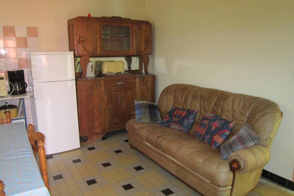 Savignac-les-Ormeaux Appartement Rdc Maison De Village מראה חיצוני תמונה