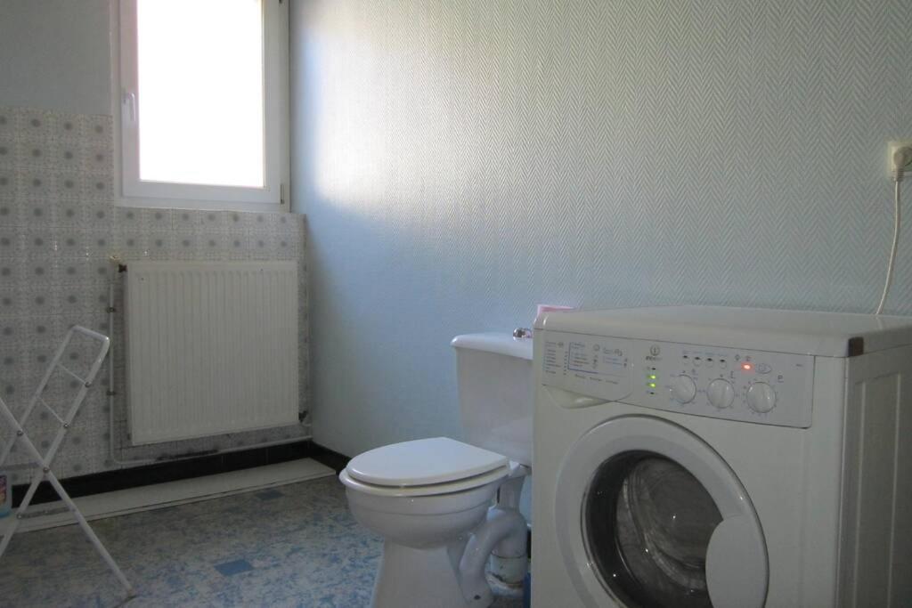 Savignac-les-Ormeaux Appartement Rdc Maison De Village מראה חיצוני תמונה